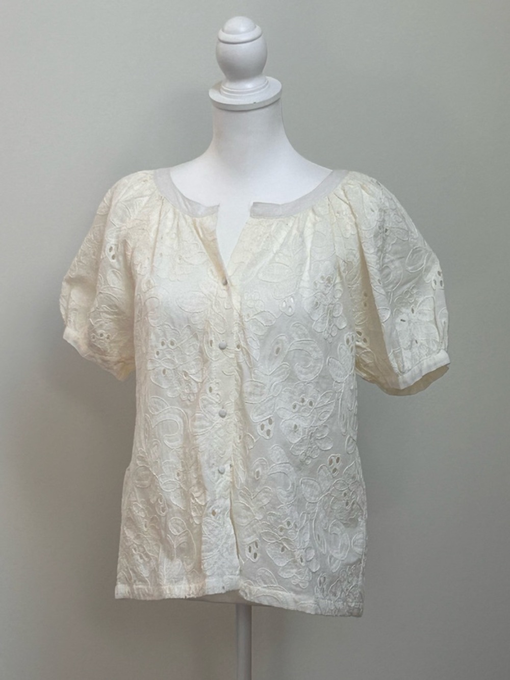 CALYPSO ST. BARTH Ivory Floral Embroidered Puff Sleeve Cotton Blouse